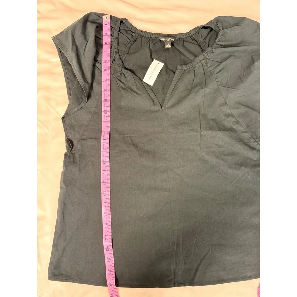 Banana Republic Black Split Neck Flutter Sleeve Popover Blouse Size Small NWT